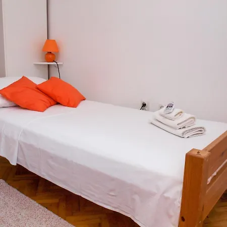 Sara Apartment